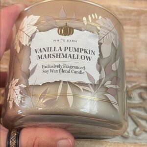 White Barn Vanilla Pumpkin Marshmallow Soy Candle - Cream and Gold